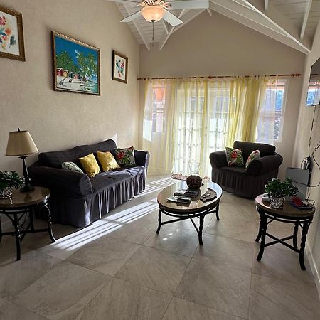 Ixoras Beach Apartments Saint Peter Εξωτερικό φωτογραφία